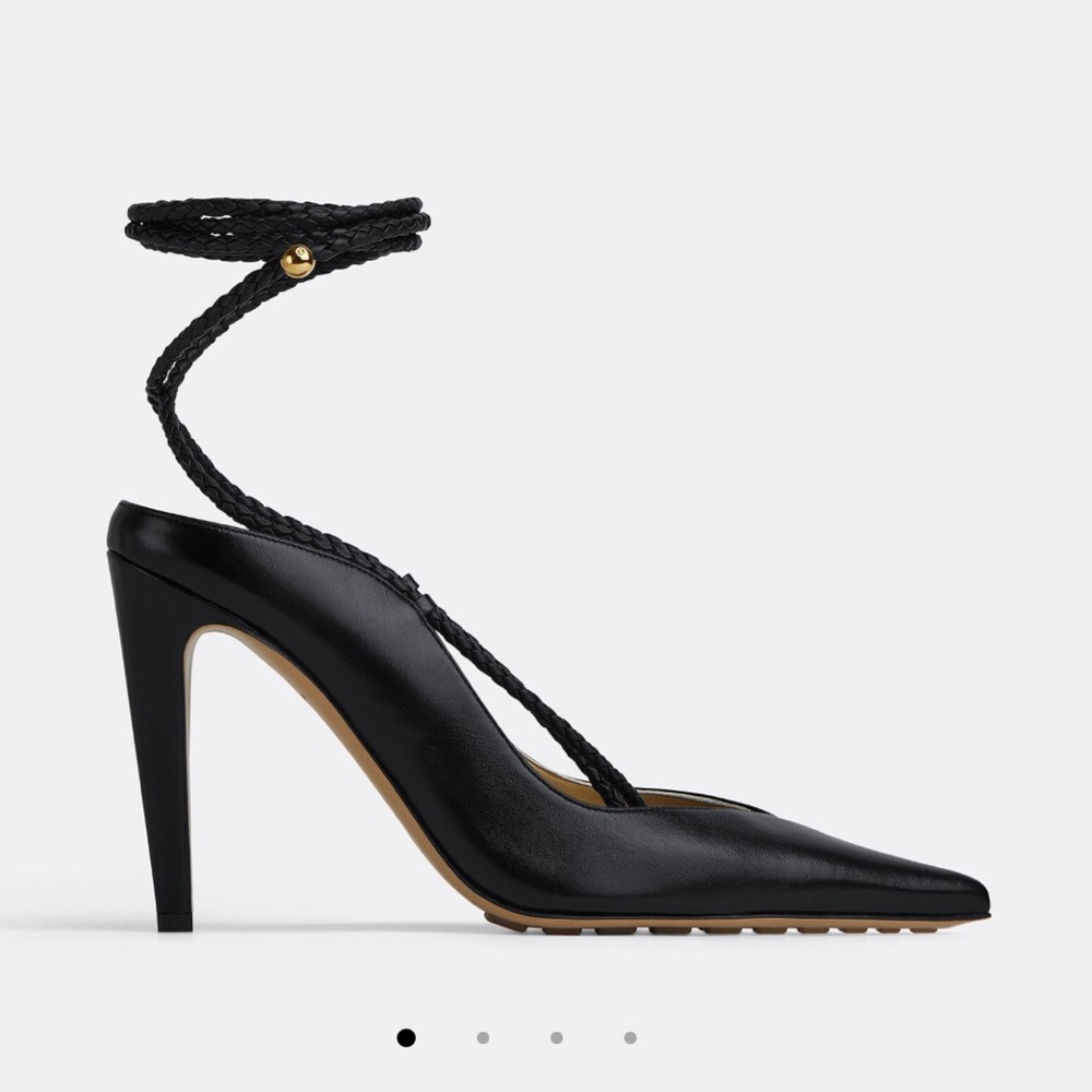 Bottega Veneta Leather Spritz Pumps
